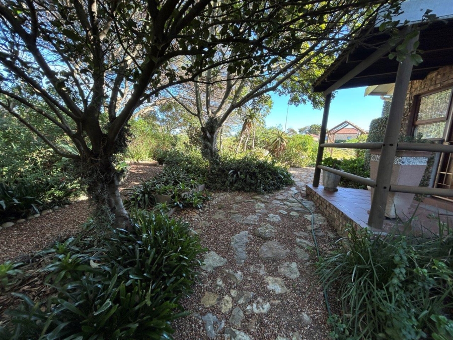 4 Bedroom Property for Sale in Noorsekloof Eastern Cape